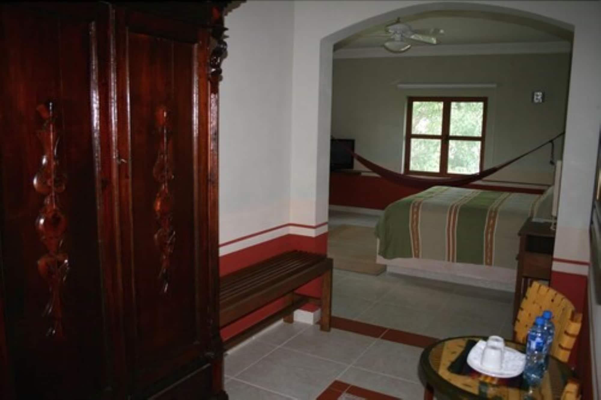 Hotel Boutique Casa San Angel (Adults Only) Merida Bagian luar foto